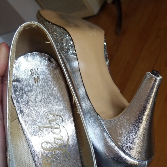 VTG M'Lady Silver Sequined Dorothy Heels - Picture 8 of 8